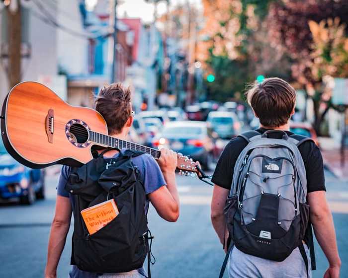 walking with guiter